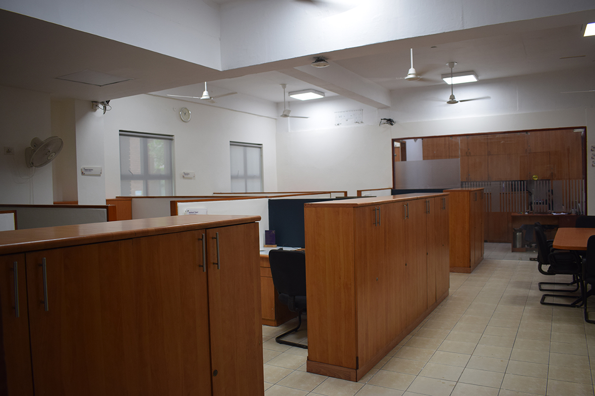 Admin & Support Offices at Jaipuria Noida — photo 1